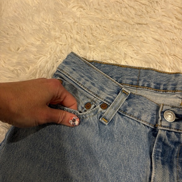 Vintage Levi's 511 Slim Fit Distressed Raw Hem Jeans Light Blue W29 - Picture 5 of 14